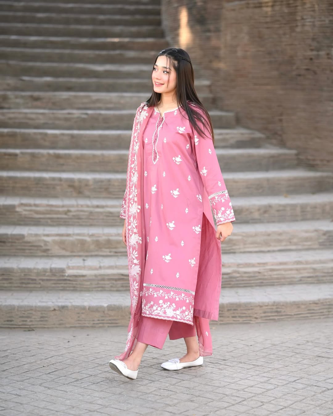 Dilbar 3pc pure lawn