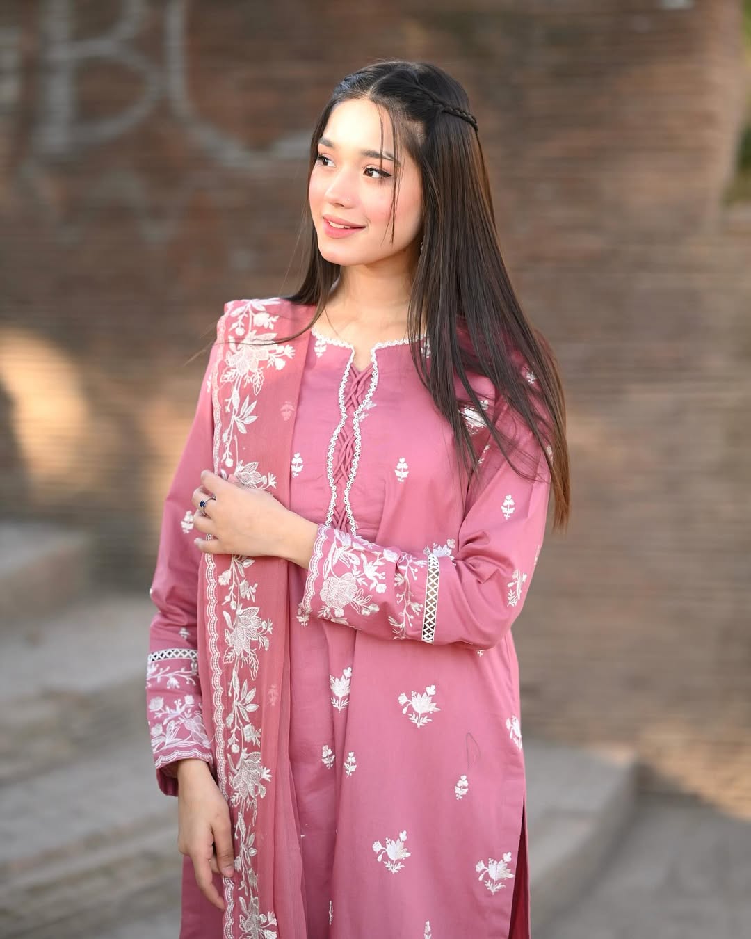 Dilbar 3pc pure lawn